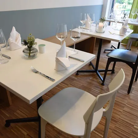 斯提维贝特酒店 吕丁豪森